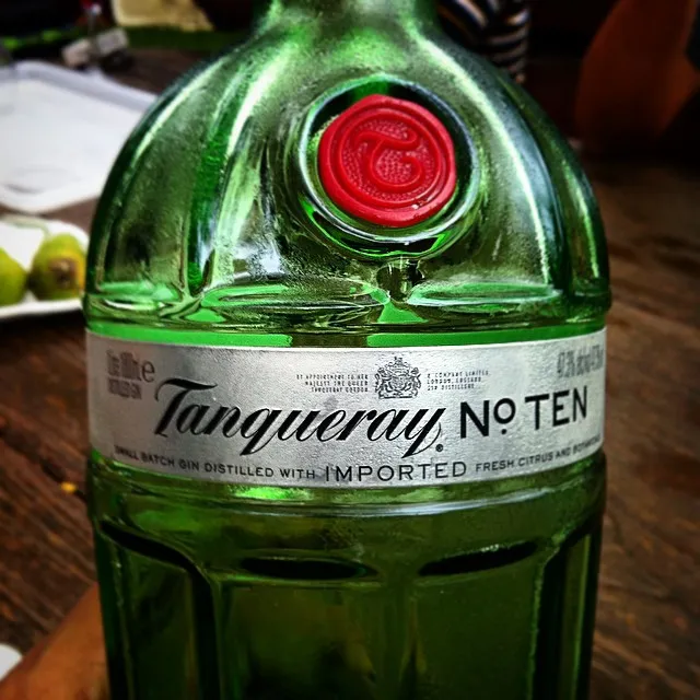 Tanqueray no. 10