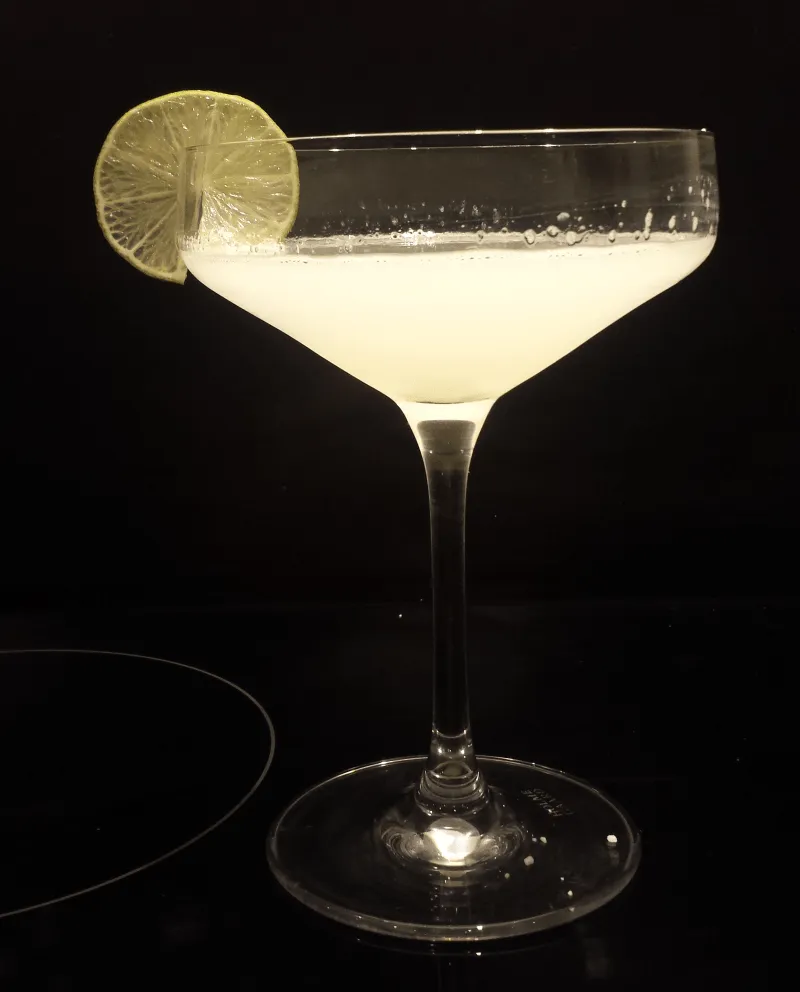 Margarita Margarita cocktail i martiniglas